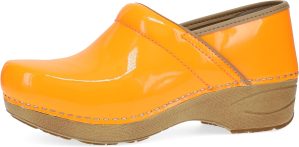 Dansko XP 2.0 Neon Clogs – Li...