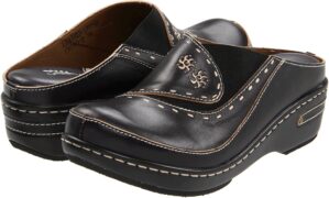 L’Artiste Women’s Olive...